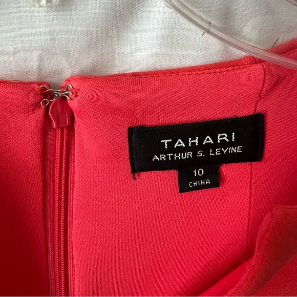 Tahari Arthur S. Levine Orange Sleeveless Dress with Gold Belt Buckle Size 10 - Picture 7 of 11
